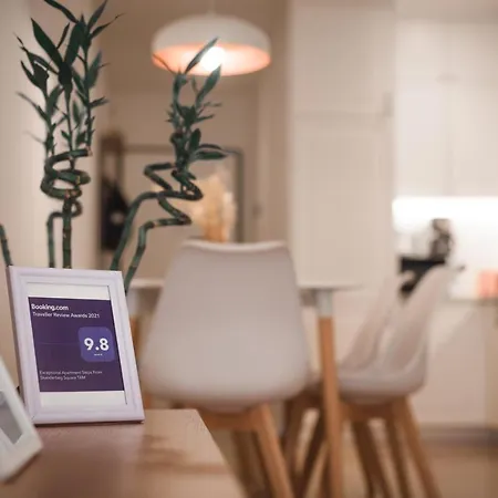 Tam Skanderbeg Square City Center Apartment No4 *